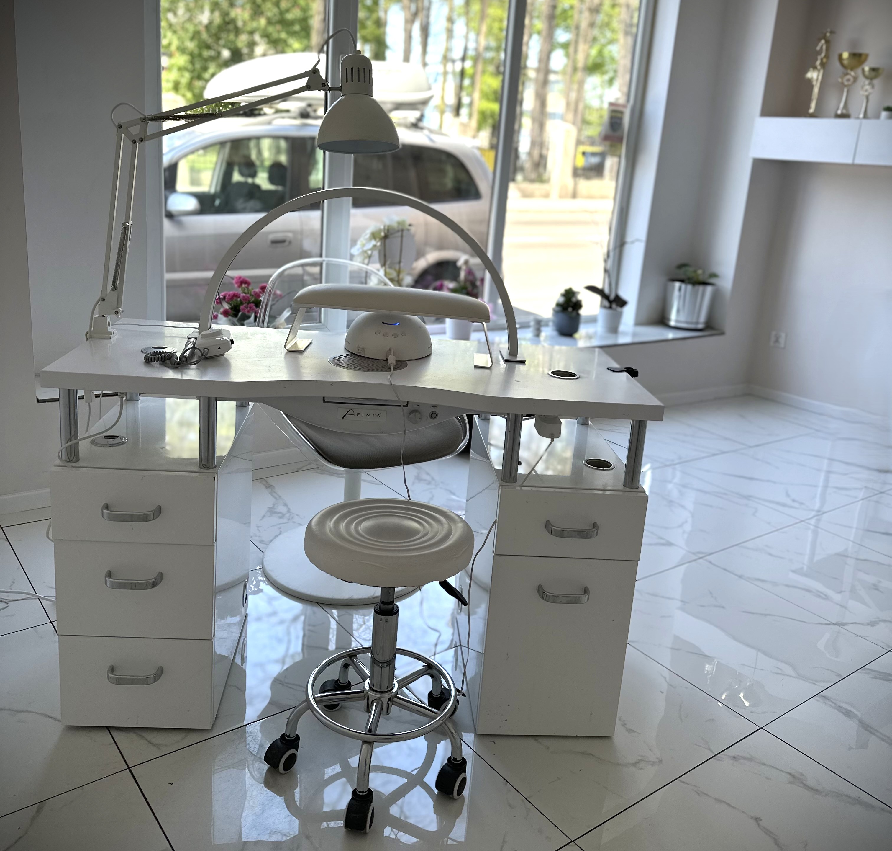 Manicure